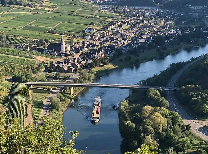 Mosel-goetterlay アパート